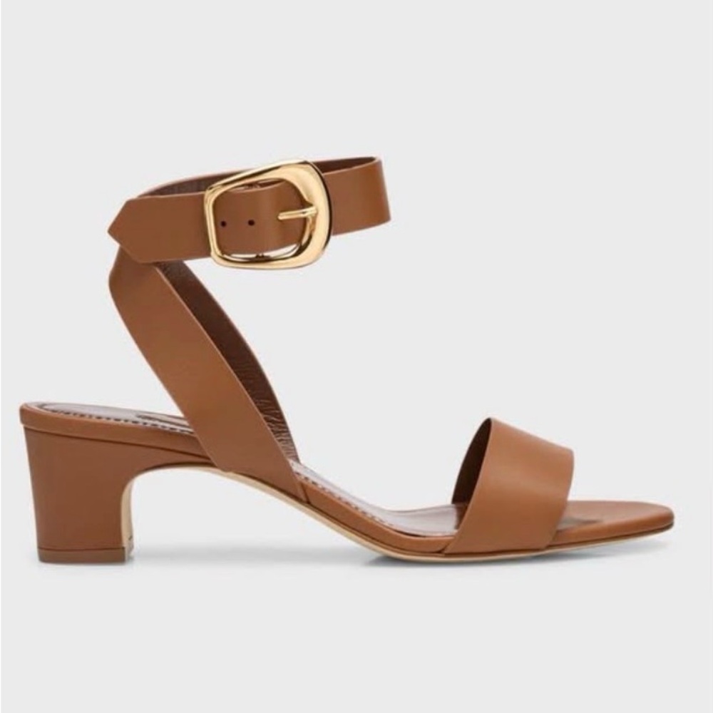 Manolo Blahnik Brutas Leather Ankle-Strap
Sandals